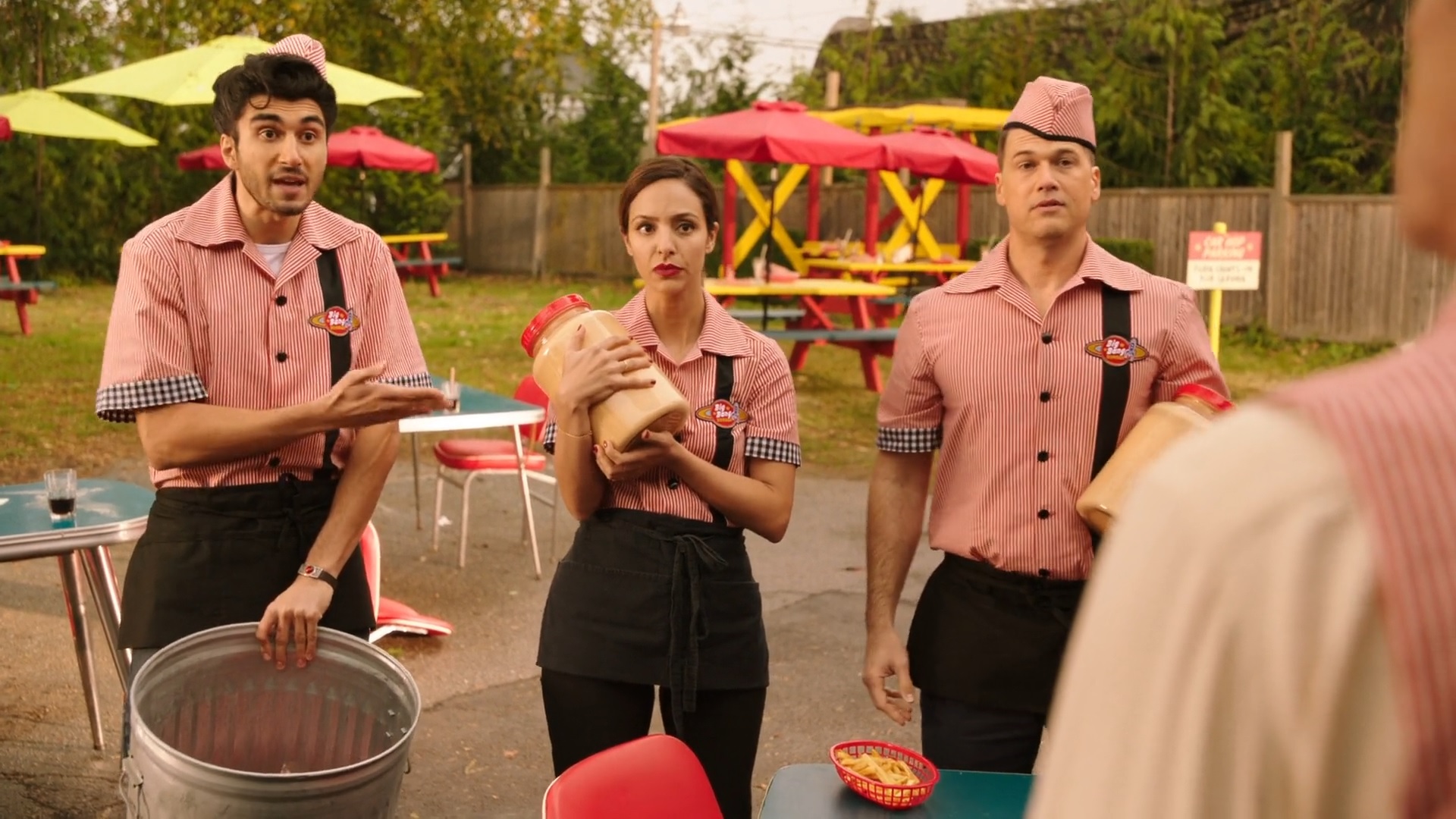 Behrad, Zari, Nate et la sauce alien